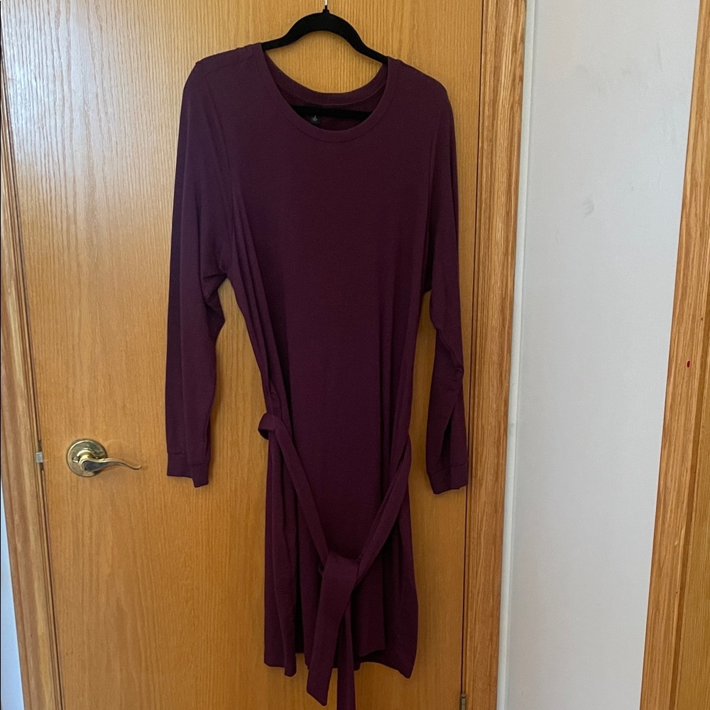 RUNS 1 size small SMALL - Torrid Purple Long Sleeve Dress